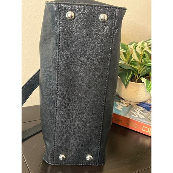 Michael Kors Hamilton Saffiano Bag Black - Picture 8 of 12